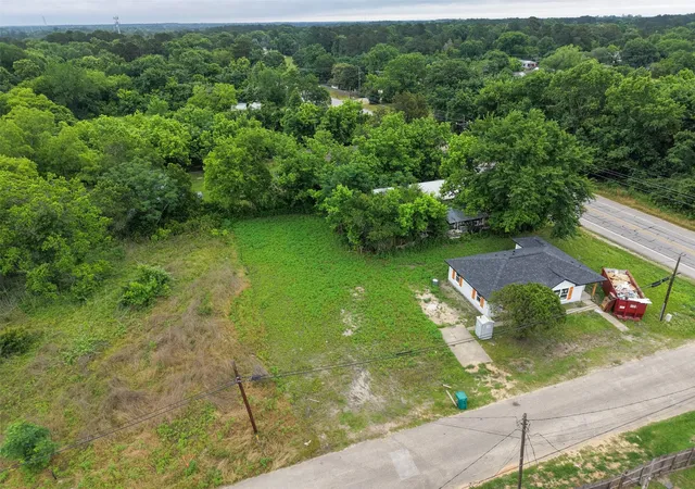 4th image of 179 Mill St, Willis, TX 77378 | MLS# 32293822