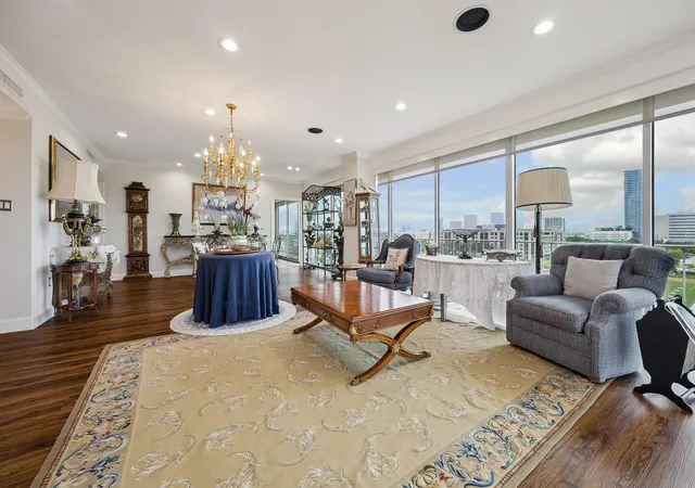 Photo 2 of Condo for sale at 2200 Willowick Rd #8BC, Houston, TX 77027 | MLS# 84463843 | Listing updated on 2026-09-14