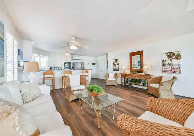 4th image of 1521 John St, Dickinson, TX 77539 | MLS# 95236332
