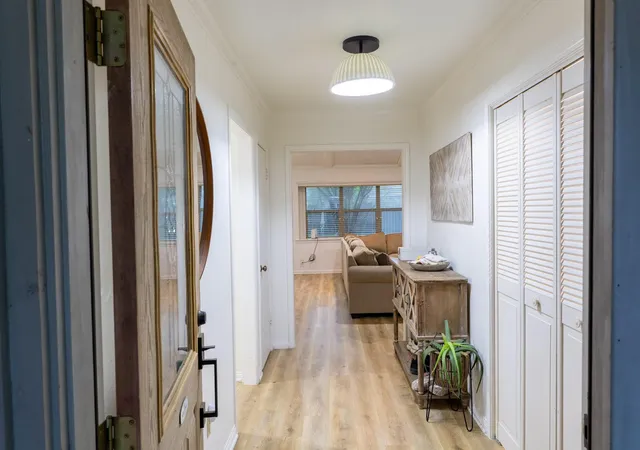 Photo 2 of Single family home for sale at 5711 Olympia Flds Ln, Houston, TX 77069 | MLS# 58472237 | Listing updated on 2026-07-19