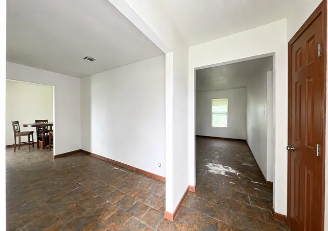 3rd image of 3410 Illinois St, Fresno, TX 77545 | MLS# 59792410