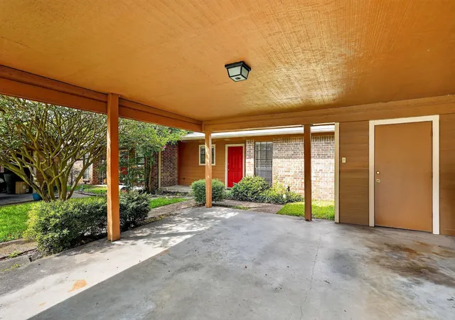 2nd image of 2822 Oakside Dr, Bryan, TX 77802 | MLS# 98466194