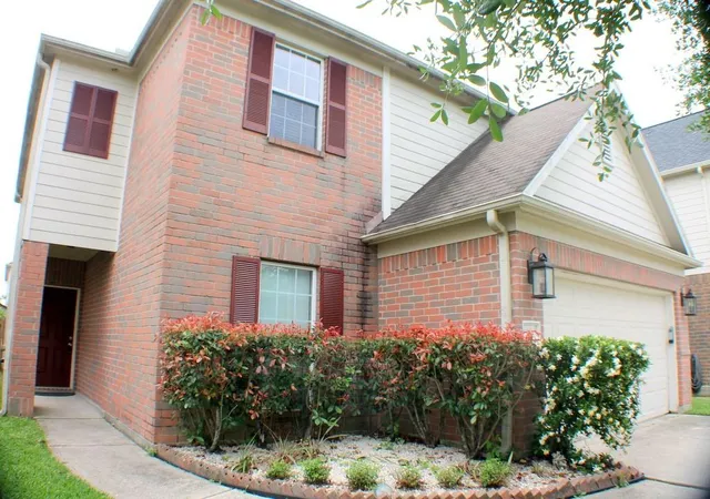 Photo 3 of Single family home for sale at 14810 Juniper Dale Ct, Houston, TX 77049 | MLS# 6388447 | Listing updated on 2026-09-08