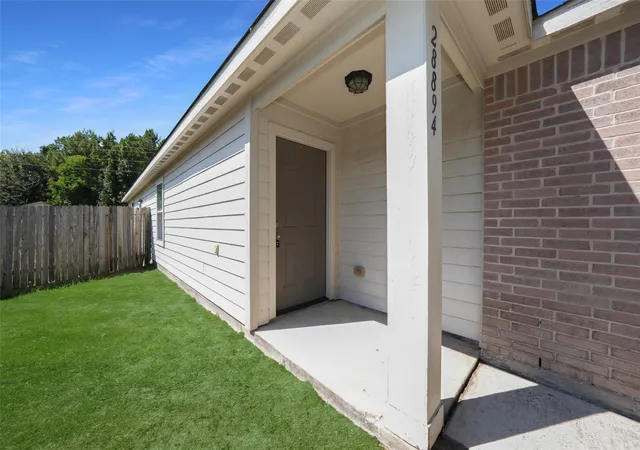 Photo 3 of Single family home for sale at 28894 Llano River Loop, Spring, TX 77386 | MLS# 29920033 | Listing updated on 2026-09-20