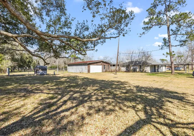 2nd image of 13038 4th St, Santa Fe, TX 77510 | MLS# 62619648