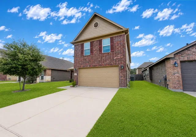 Photo 2 of Single family home for sale at 21235 Fox Burrow Trl, Humble, TX 77338 | MLS# 93697301 | Listing updated on 2026-08-12