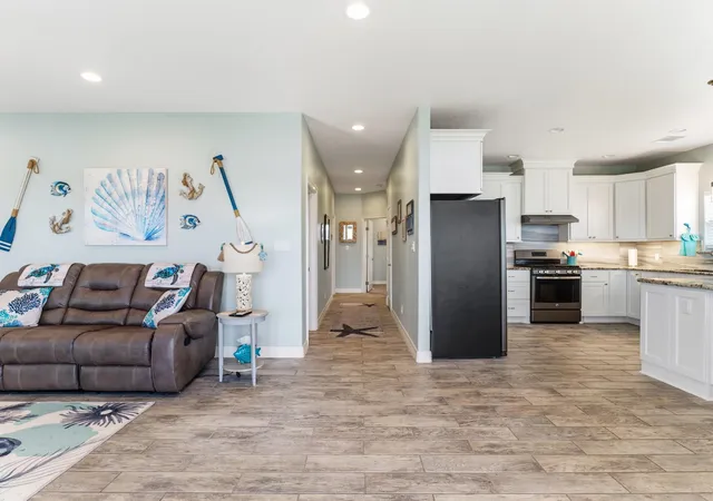 4th image of 1390 County Road 201, Bay City, TX 77414 | MLS# 58073876