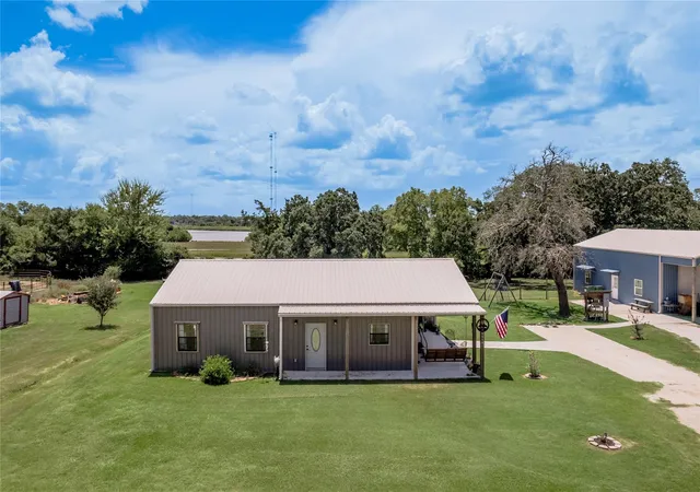Homes for sale in Madisonville, TX | 1014 N Shipp St, Madisonville, TX 77864 | MLS# 40536433