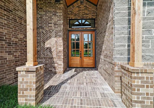 1st image of 2035 White Feather Trl, Crosby, TX 77532 | MLS# 68707501