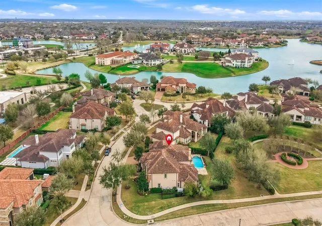 3rd image of 5006 Water View Bnd, Sugar Land, TX 77479 | MLS# 76730260