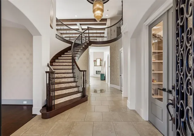5th image of 5006 Water View Bnd, Sugar Land, TX 77479 | MLS# 76730260