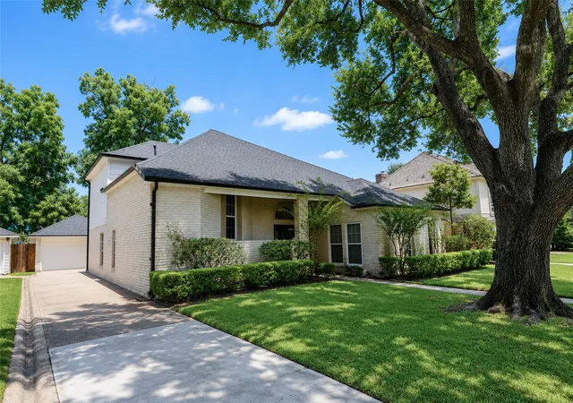 Photo 2 of Single family home for sale at 1311 Shillington Dr, Katy, TX 77450 | MLS# 3304464 | Listing updated on 2026-09-19