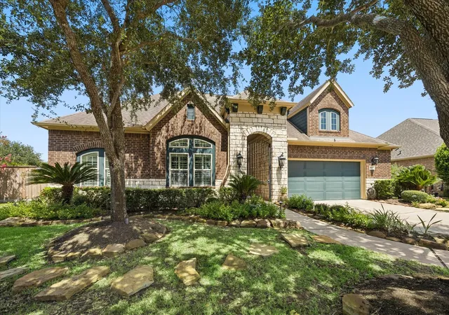 Photo 3 of Sale Pending at 4603 Magnolia Summit Ln, Katy, TX 77494 | MLS# 49798381 | Listing updated on 2026-09-08