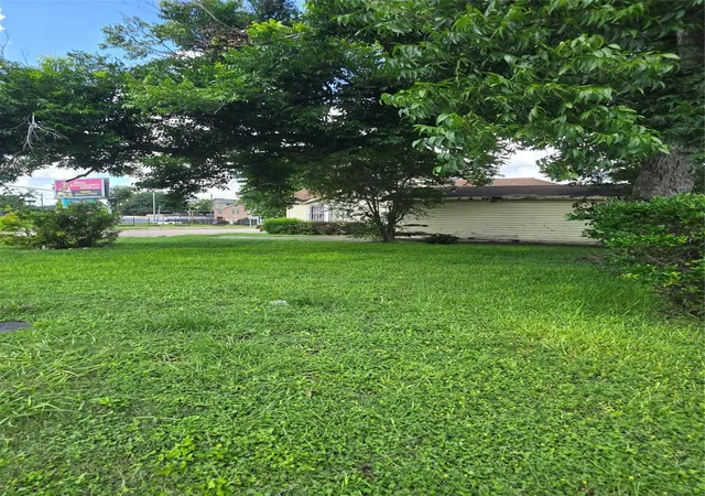 3rd image of 1609 Cavalcade St, Houston, TX 77009 | MLS# 83434529