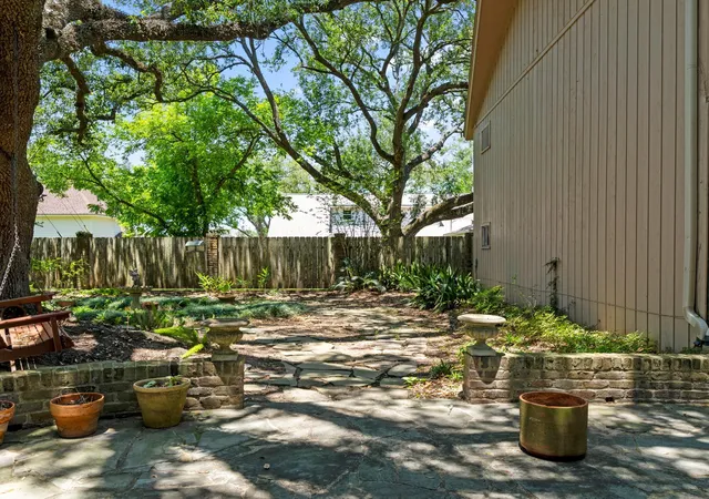 33rd image of 2721 Oak Dr, Bay City, TX 77414 | MLS# 10744313