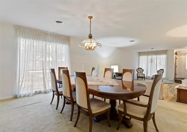 5th image of 2721 Oak Dr, Bay City, TX 77414 | MLS# 10744313