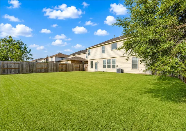 32nd image of 3106 Richland Spring Ln, Sugar Land, TX 77479 | MLS# 60274601