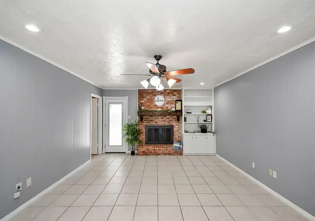 Photo 4 of Single family home for sale at 1104 E 13th Street, Deer Park, TX 77536 | MLS# 47155466 | Listing updated on 2026-10-05