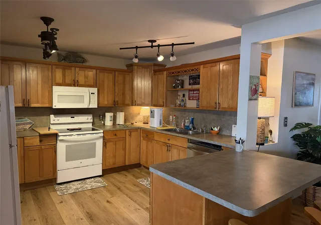 5th image of 3804 Fm-2031, Matagorda, TX 77457 | MLS# 54869136