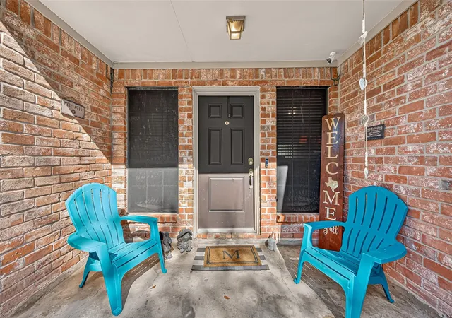 Photo 3 of Single family home for sale at 14715 Summerway Ln, Houston, TX 77014 | MLS# 41109078 | Listing updated on 2026-10-08