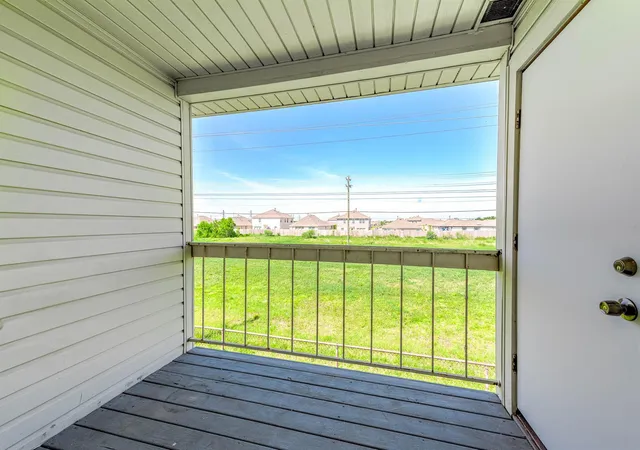 18th image of 7600 Emmett F Lowry Expy #1006, Texas City, TX 77591 | MLS# 51993913