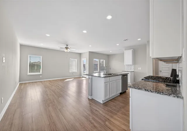 Photo 3 of Single family home for sale at 13009 Leisure Cove Dr, La Marque, TX 77568 | MLS# 62840068 | Listing updated on 2026-09-08