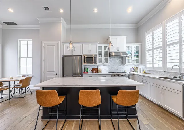 3rd image of 2414 Hollister Rd, Houston, TX 77080 | MLS# 21571122