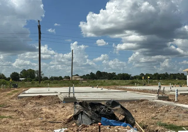 Photo 2 of Sale Pending at 22142 Frontier Holw Ln, Hockley, TX 77447 | MLS# 70101386 | Listing updated on 2026-07-17