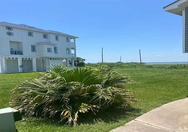 Photo 4 of Land for sale at 22416 Bay Vis, Galveston, TX 77554 | MLS# 41048754 | Listing updated on 2026-08-18