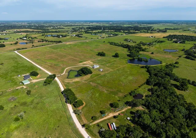 5th image of 8531 Tottenham Rd, Chappell Hill, TX 77426 | MLS# 5495115