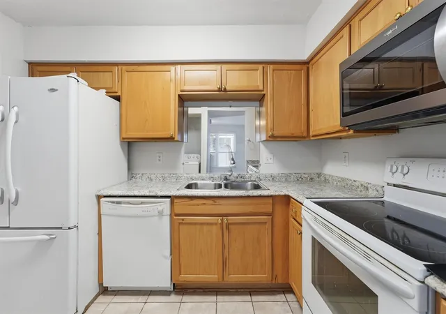 Photo 4 of Condo for sale at 3506 Cvs View Blvd #801, Galveston, TX 77554 | MLS# 74499377 | Listing updated on 2026-09-20