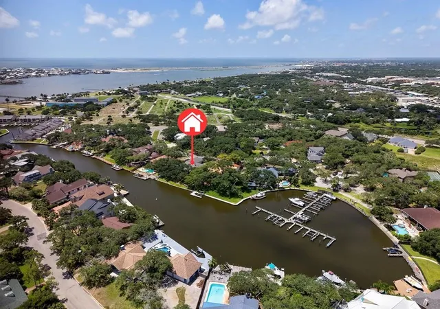 40th image of 2513 Turkey Neck Cir, Rockport, TX 78382 | MLS# 72598724