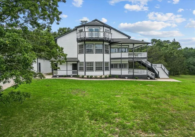 Photo 2 of Single family home for sale at 401 Paradise Dr, Coldspring, TX 77331 | MLS# 69514239 | Listing updated on 2026-08-31