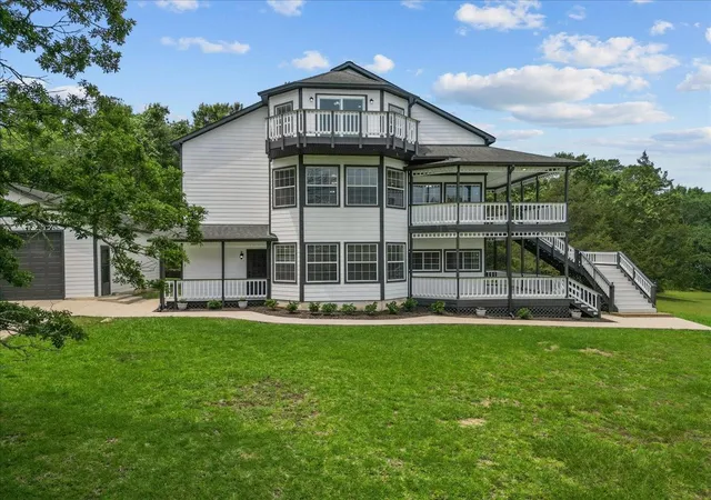 Photo 2 of Single family home for sale at 401 Paradise Dr, Coldspring, TX 77331 | MLS# 69514239 | Listing updated on 2026-08-31