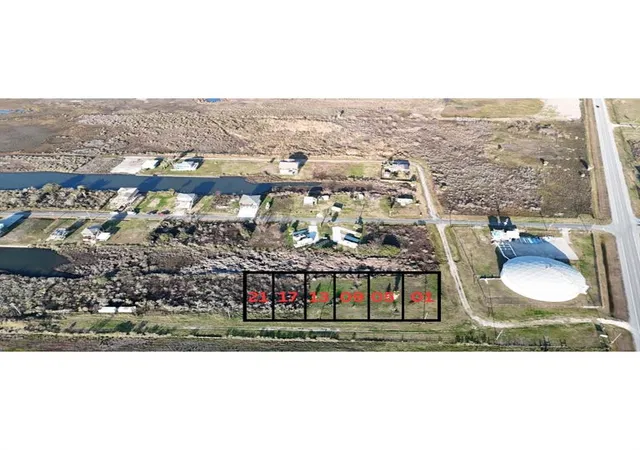 Homes for sale in Crystal Beach, TX | 1109 Guppy, Crystal Beach, TX 77650 | MLS# 21260722