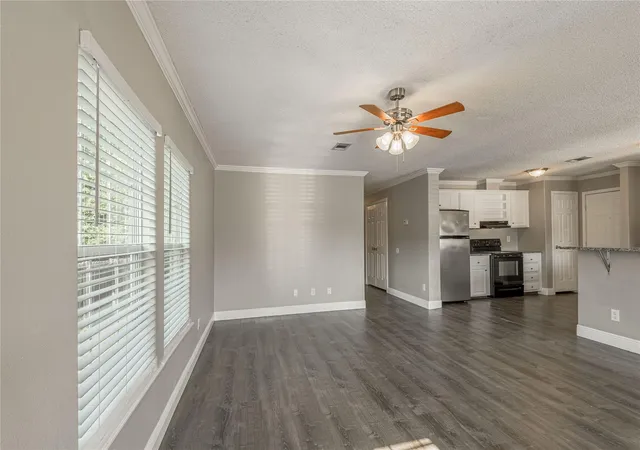5th image of 164 Varsity Dr, Huntsville, TX 77340 | MLS# 61876924