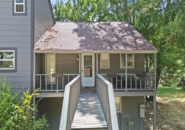 Photo 2 of Townhouse for sale at 344 Peach Is Rd, Trinity, TX 75862 | MLS# 49782626 | Listing updated on 2026-05-29