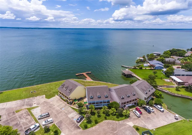 1st image of 445 Carolcrest Ln #422, Livingston, TX 77351 | MLS# 40258176