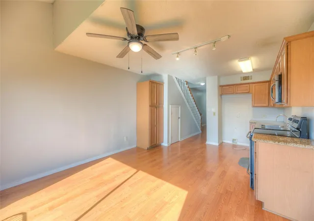 4th image of 445 Carolcrest Ln #422, Livingston, TX 77351 | MLS# 40258176