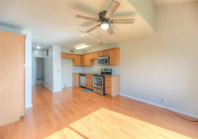 5th image of 445 Carolcrest Ln #422, Livingston, TX 77351 | MLS# 40258176