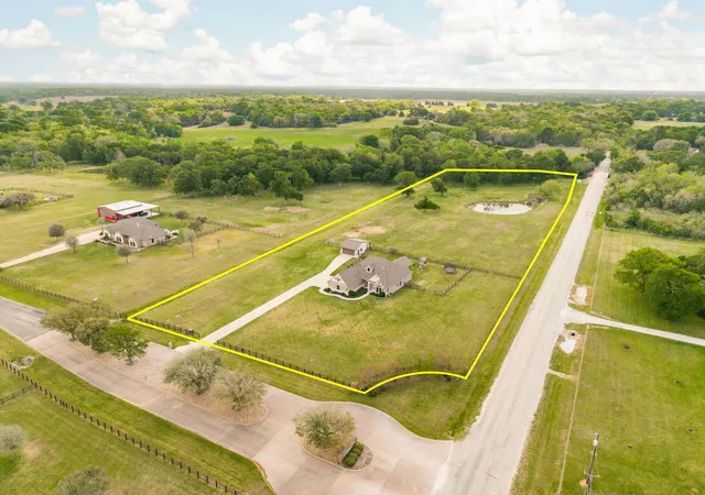 1st image of 9600 Shadow Creek Trail, Hearne, TX 77859 | MLS# 2963546
