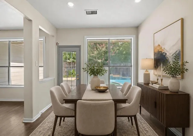 5th image of 54 Wrens Song Pl, The Woodlands, TX 77382 | MLS# 49467901