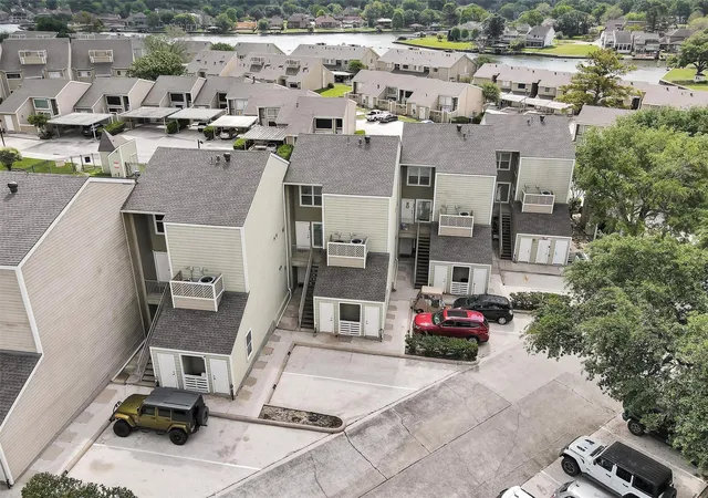 39th image of 34 April Point Dr S, Montgomery, TX 77356 | MLS# 13713862