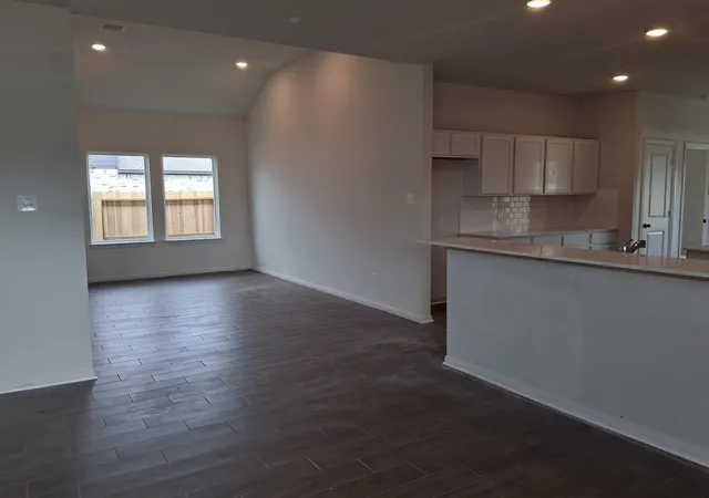 3rd image of 1926 Middle Pass Ln, Angleton, TX 77515 | MLS# 71444538
