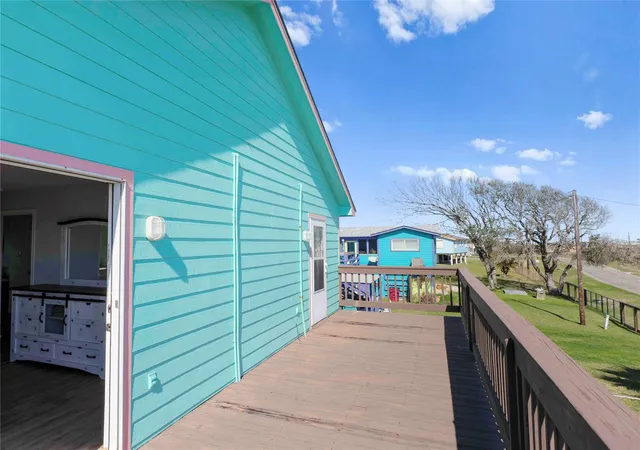 Homes for sale in Sargent, TX | 480 County Road 202, Sargent, TX 77414 | MLS# 496538