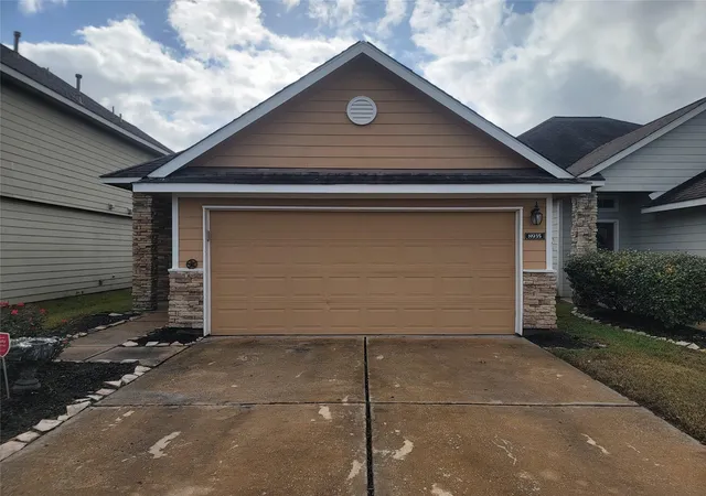 Photo 3 of Single family home for sale at 8935 Windfern Tr Dr, Houston, TX 77064 | MLS# 15748040 | Listing updated on 2026-08-02