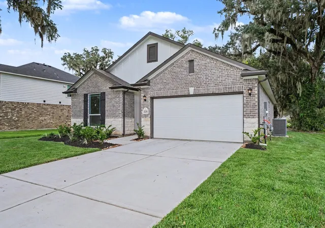 30th image of 2231 Lakewood Dr, West Columbia, TX 77486 | MLS# 52140941