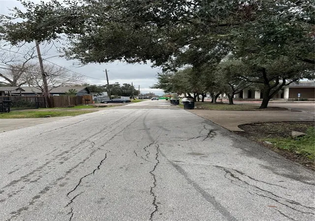 Photo 2 of Land for sale at 5419 Pardee St, Houston, TX 77026 | MLS# 27376958 | Listing updated on 2026-08-24