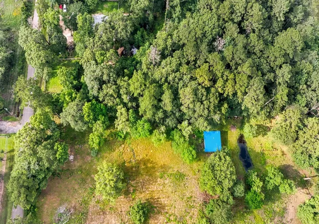 Photo 3 of Land for sale at 5936 Jernigan Rd, Conroe, TX 77306 | MLS# 25511372 | Listing updated on 2026-06-22
