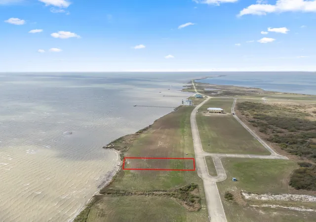 Homes for sale in Palacios, TX | 3305 Bay Point Dr, Palacios, TX 77465 | MLS# 88036906